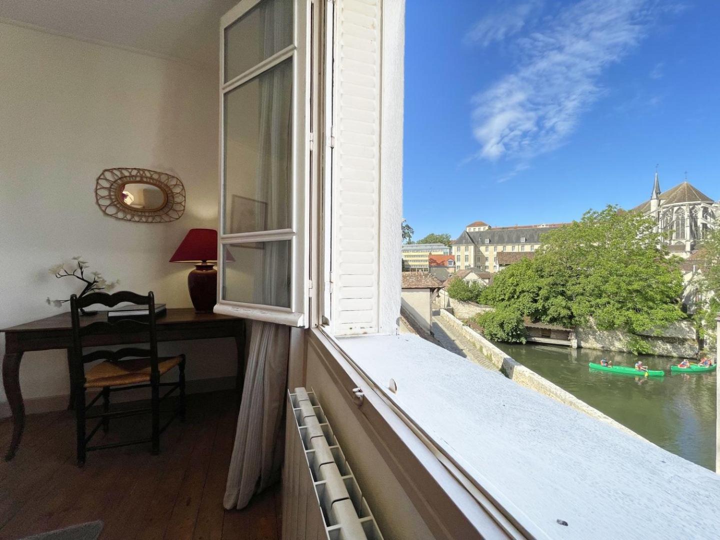 Appartement Au fil de lEure quartier authentique et plein de charme à Chartres Extérieur photo