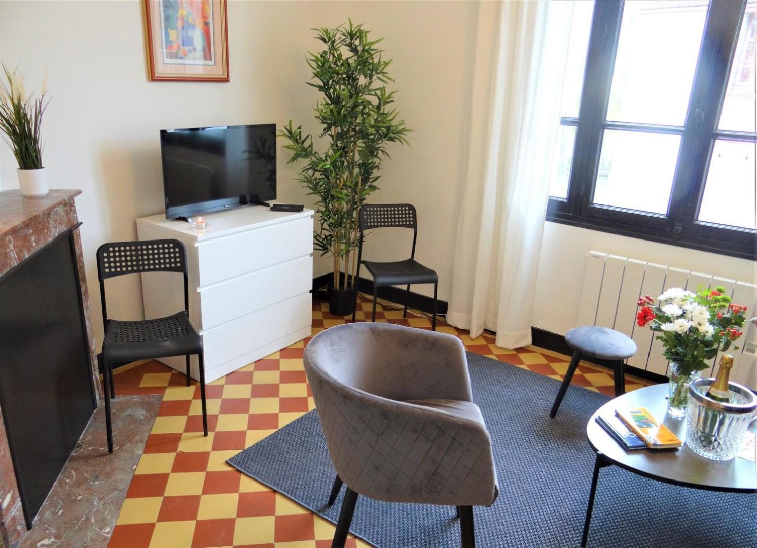 Appartement Au fil de lEure quartier authentique et plein de charme à Chartres Extérieur photo